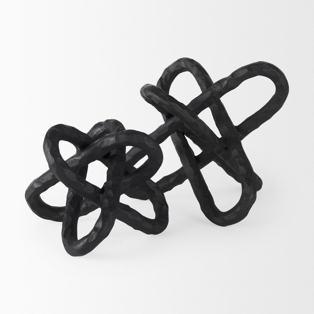 Mercana Wilhelm I (Small) 7L x 7W Black Metal Link Decor Object