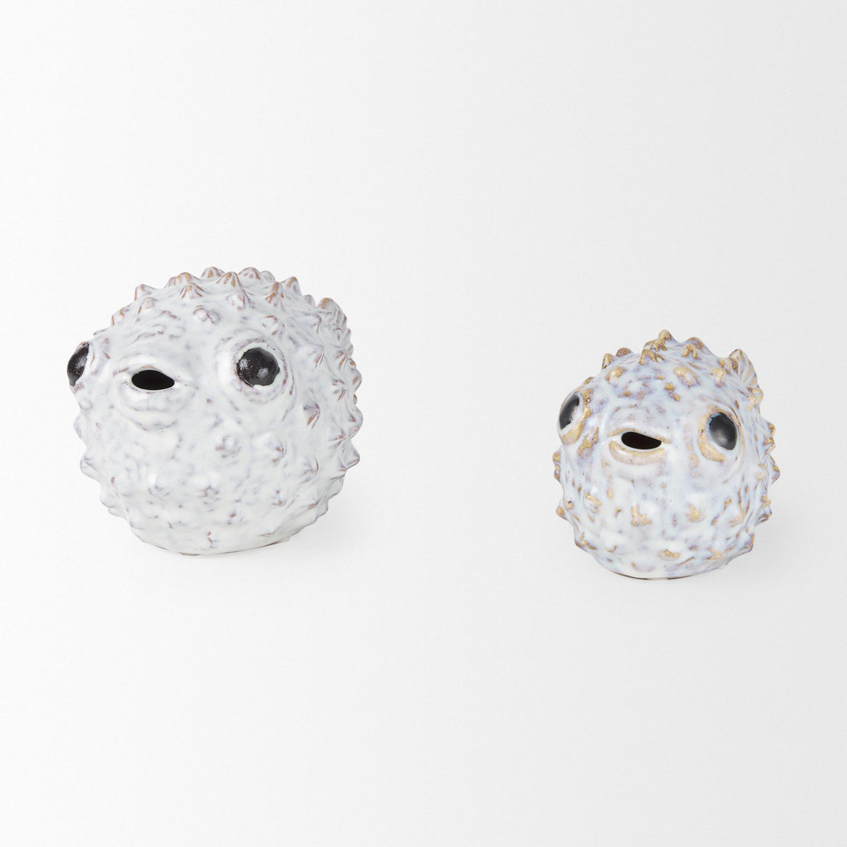 Mercana Spike II (Large) 10L x 6W Off-White Ceramic Puffer Fish