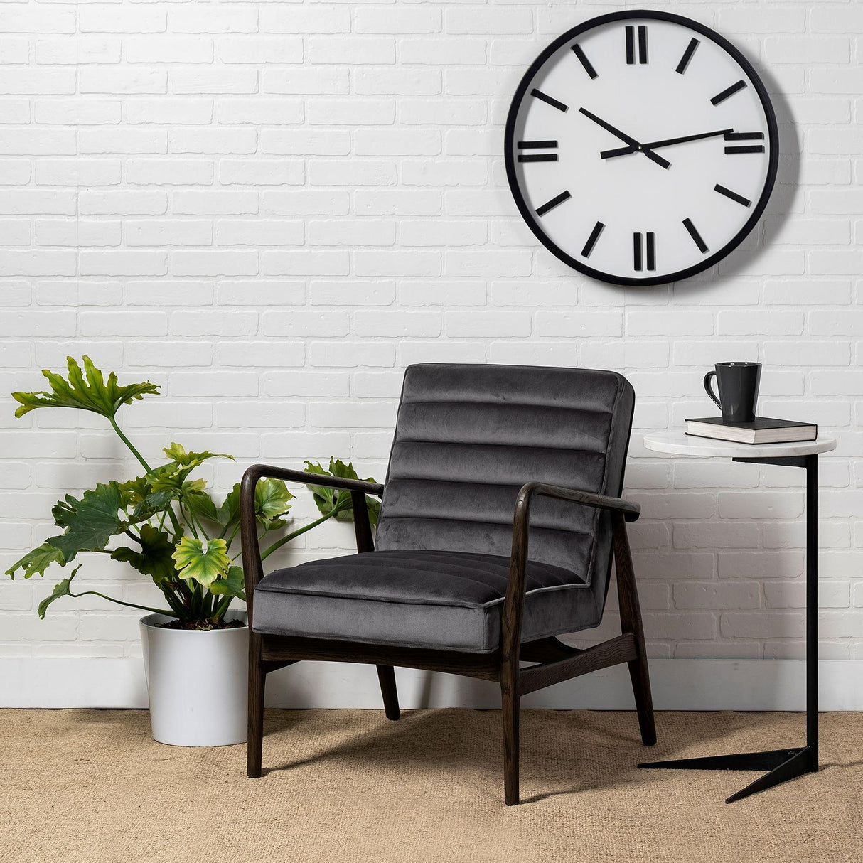 Mercana Ballatine II 15L x 15W x 27L White Marble Round Top White w/ Black Metal Base Accent Table