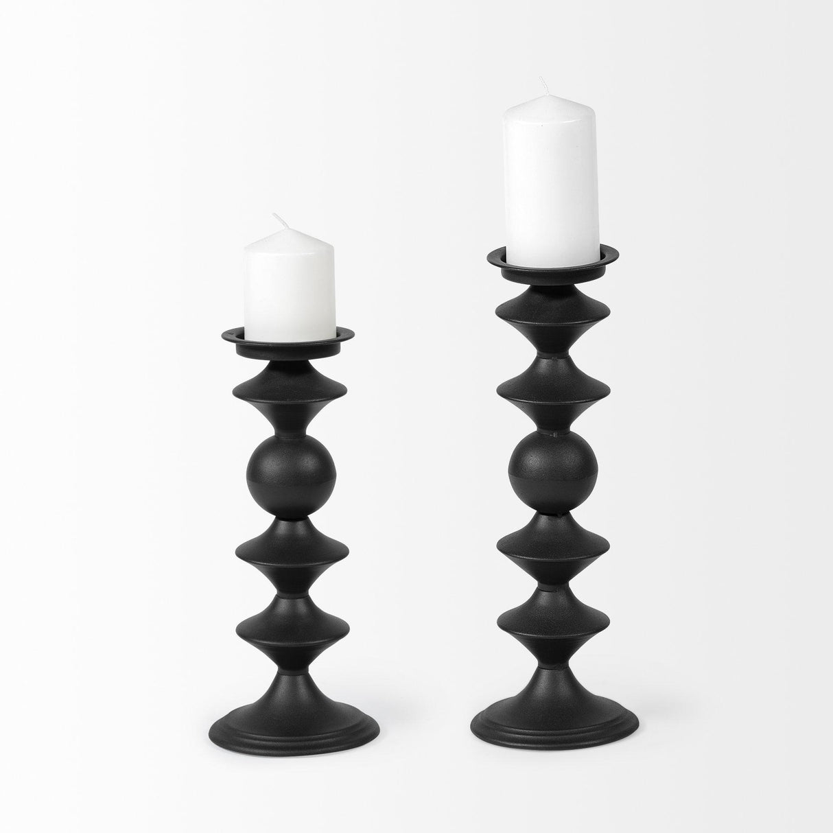 Mercana Candelero I Small Black Metal Grooved Table Candle Holder