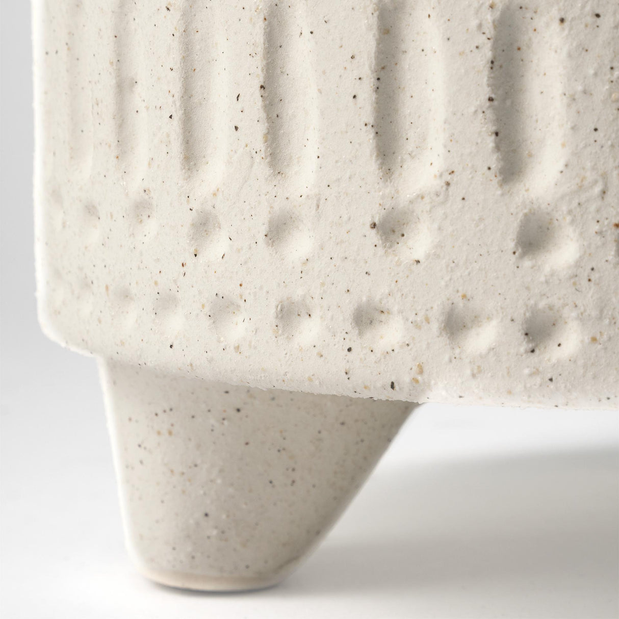 Mercana Jacob I Short White Ceramic Smiling Face Vase