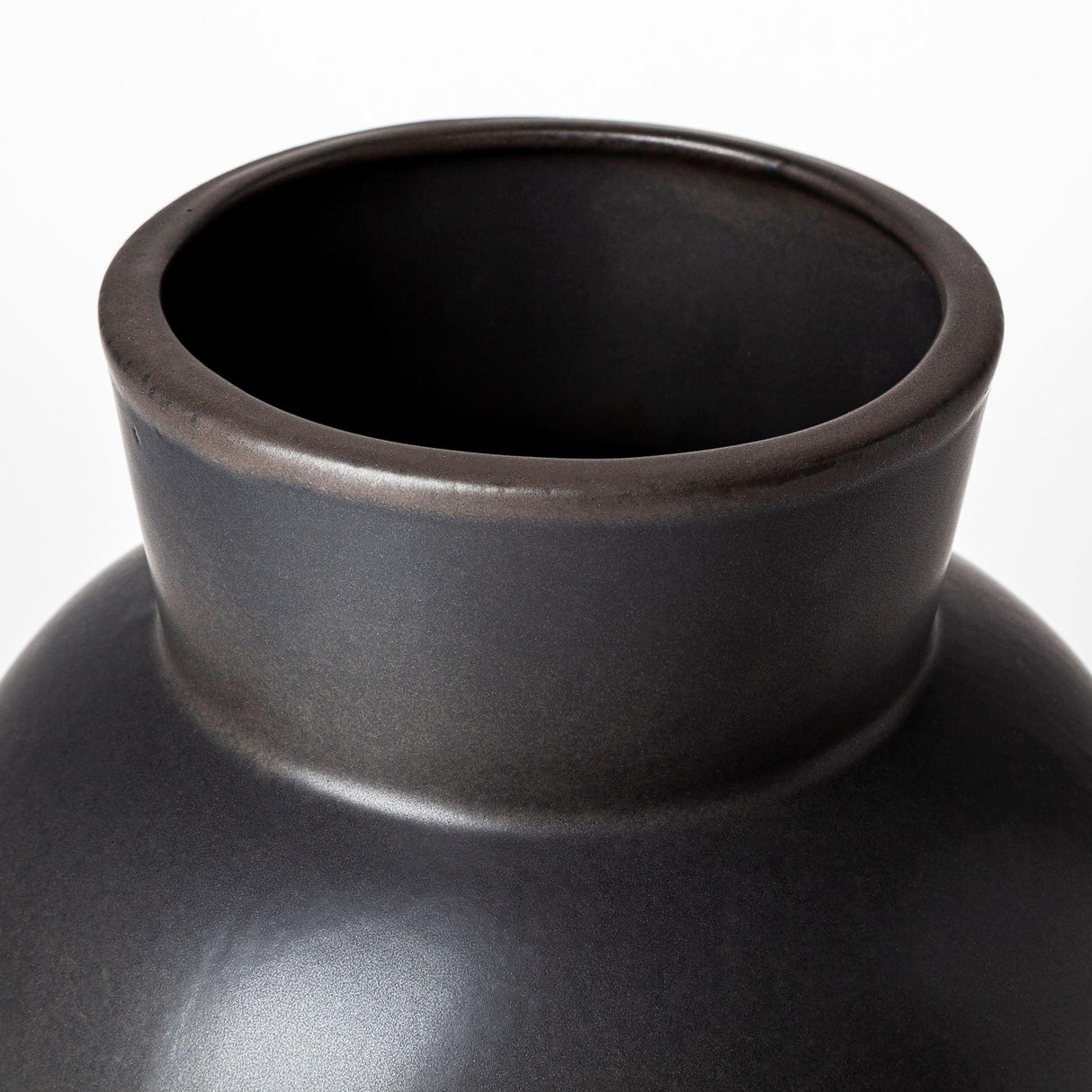 Mercana Laforge II Black Ceramic Vase