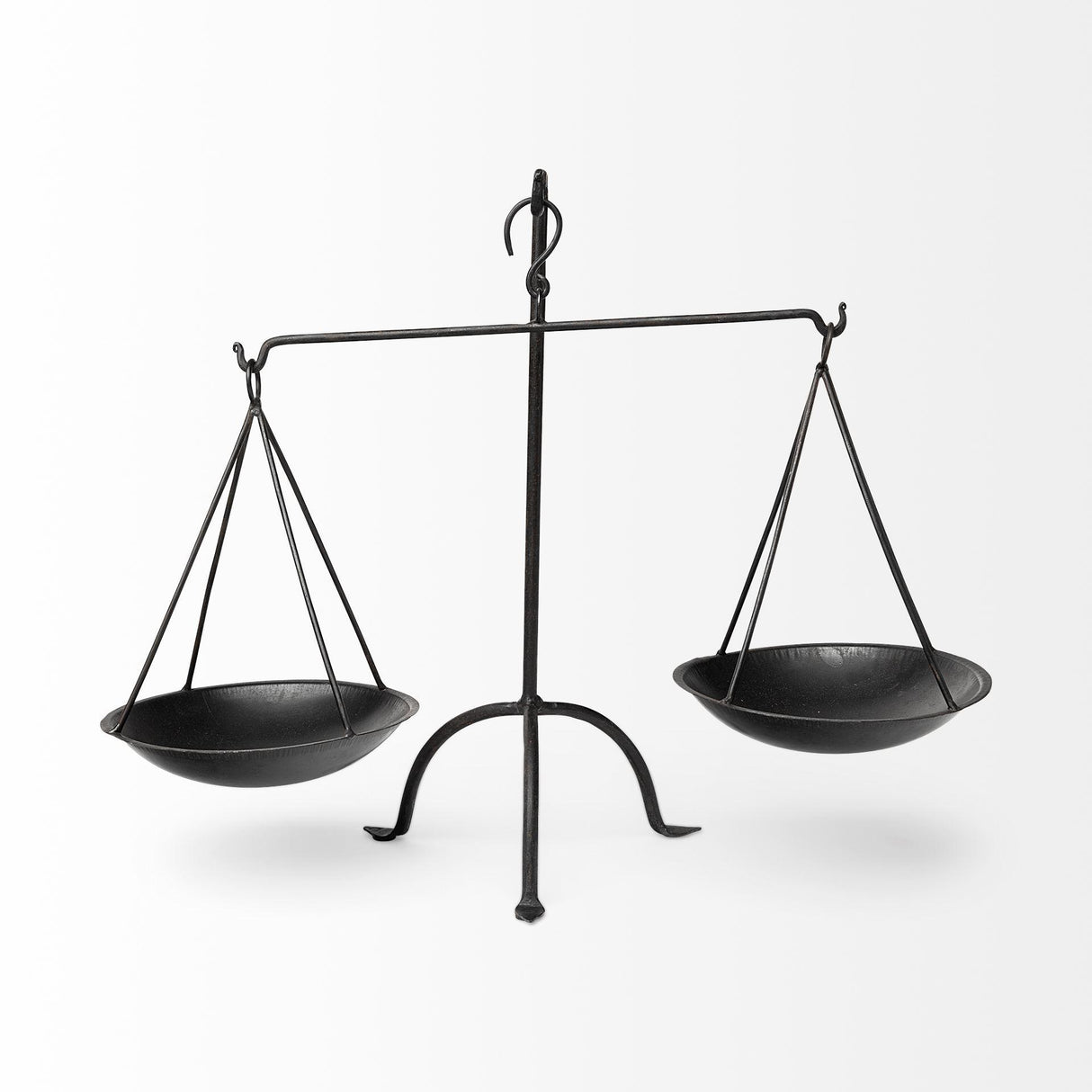 Mercana Adilah 16L x 10W Black Metal Vintage Inspired Weighing Scale