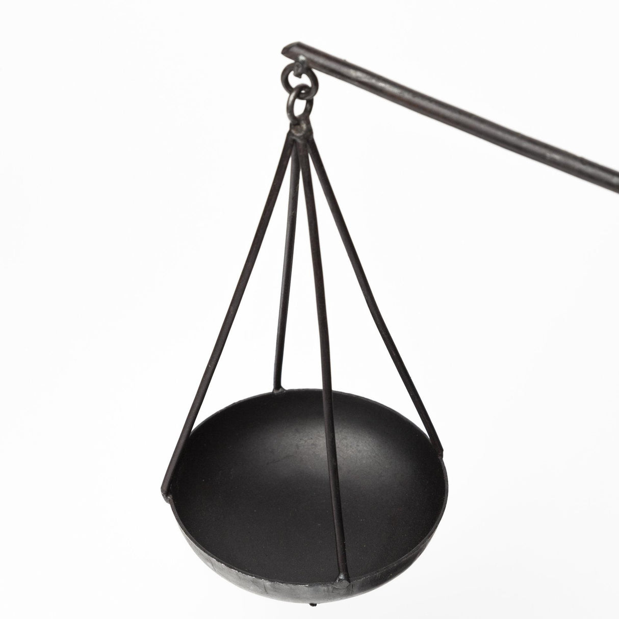 Mercana Ellis 10L x 4W Black Metal Vintage Inspired Weighing Scale