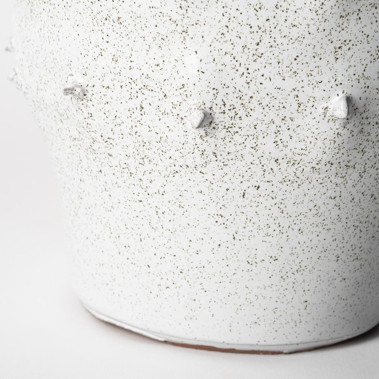 Mercana Julian Small Glossy White Ceramic Spoked Vase