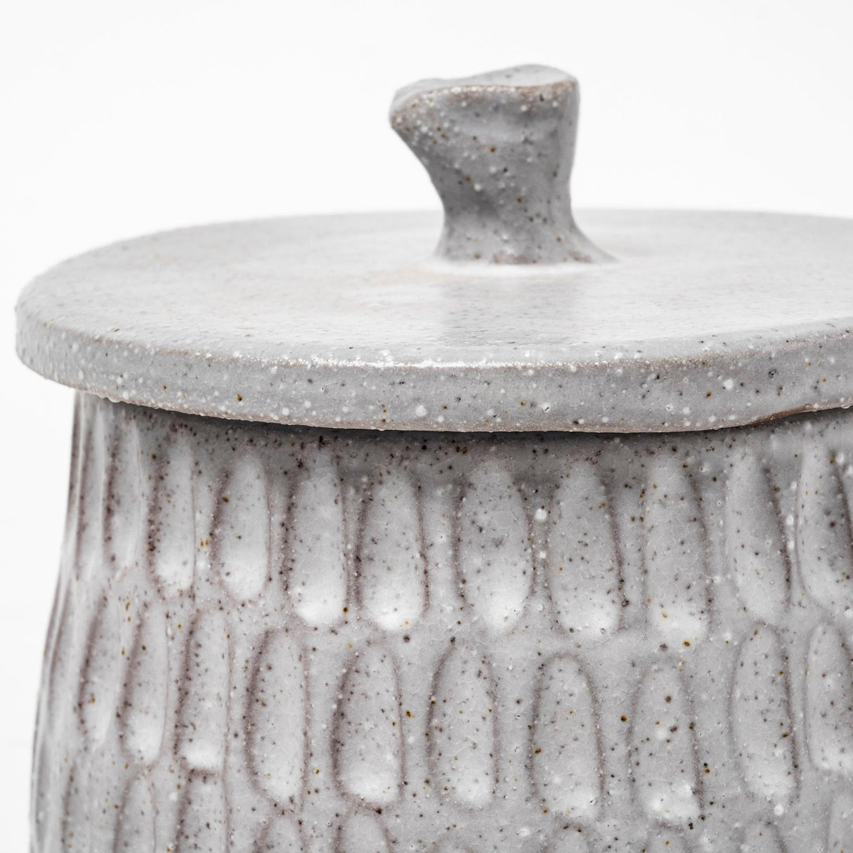Mercana Azul (Large) 5L x 5W Gray Ceramic Detailed Decorative Box