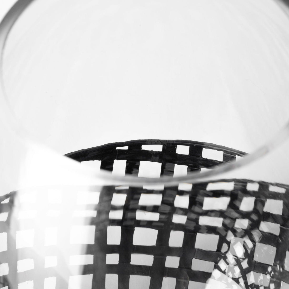 Mercana Reena I Small Black Woven Metal Base Table Candle Holder