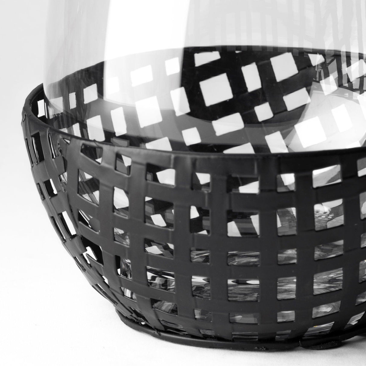 Mercana Reena I Small Black Woven Metal Base Table Candle Holder