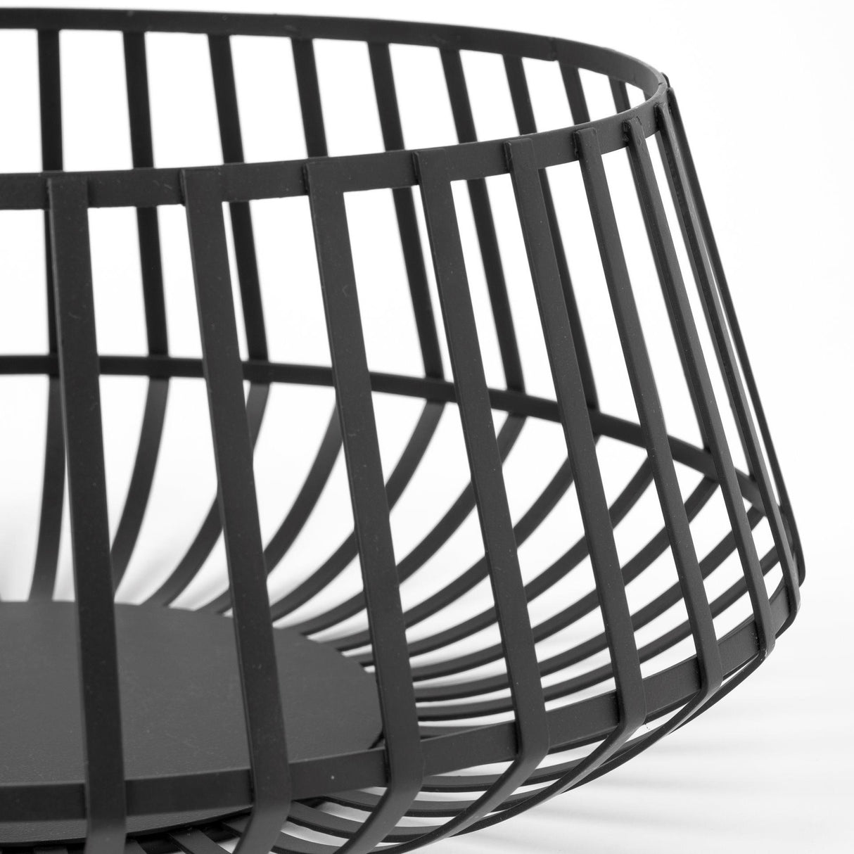 Mercana Emilio Set of 2 Black Metal Slated Bowls