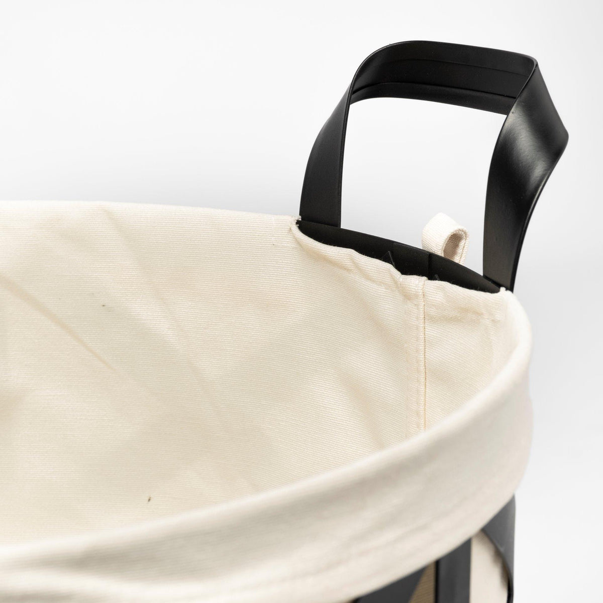 Mercana Liya 18L x 15W Black Metal Basket with Cream Fabric Liner