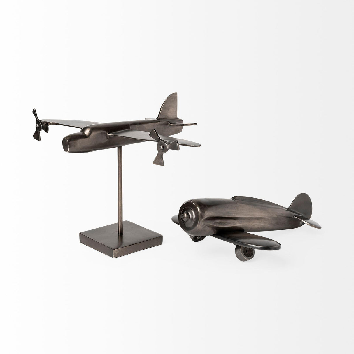 Mercana Maverick I 12L x 16W Gray Metal Bomber Plane