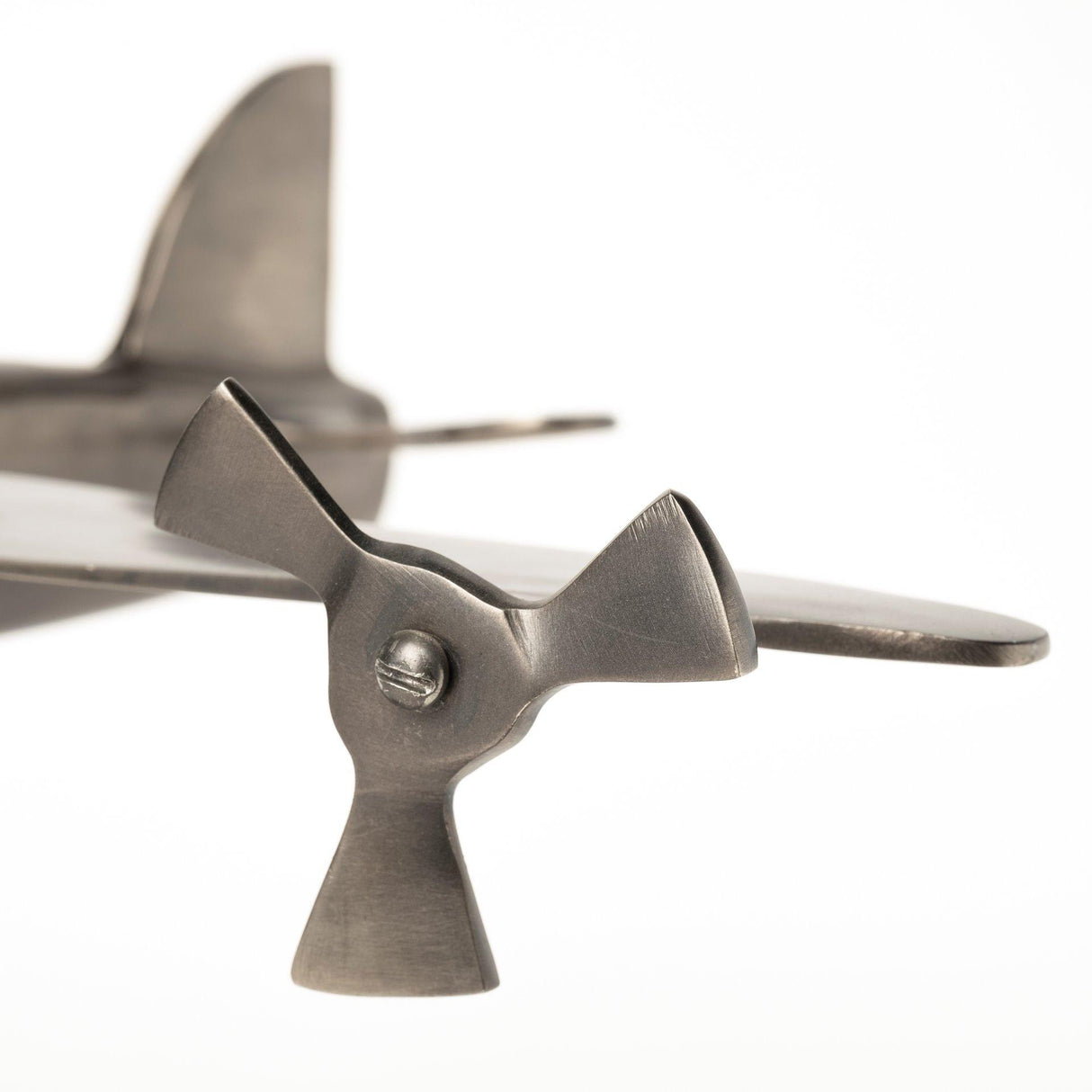 Mercana Maverick I 12L x 16W Gray Metal Bomber Plane