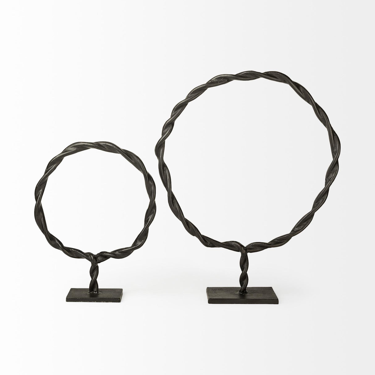 Mercana Rizwan (Small) Black Aluminum Braided Circular Object
