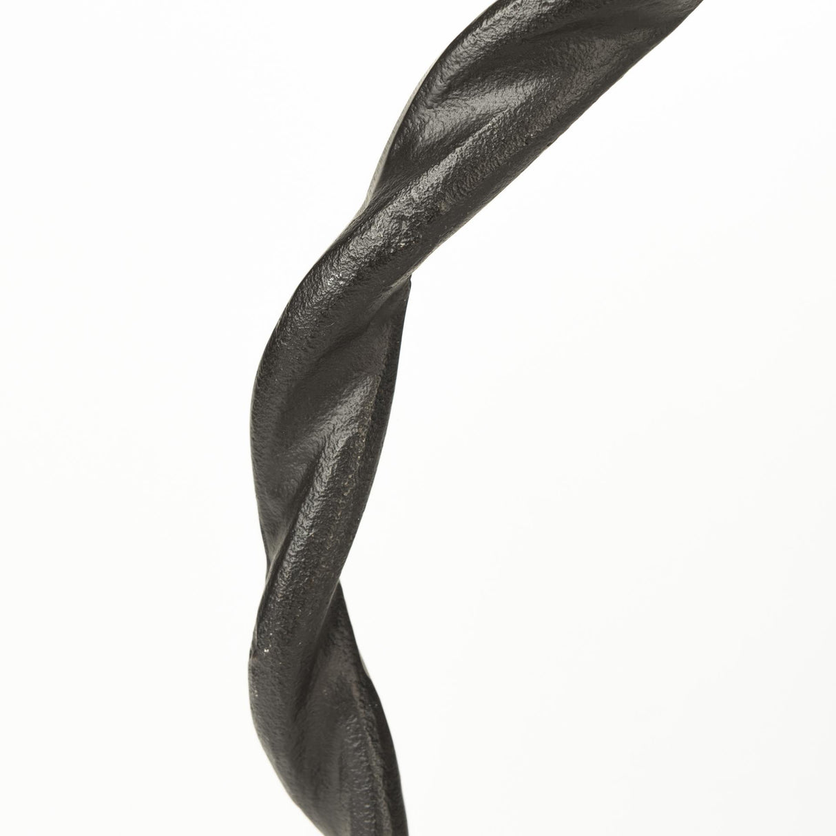 Mercana Rizwan (Small) Black Aluminum Braided Circular Object