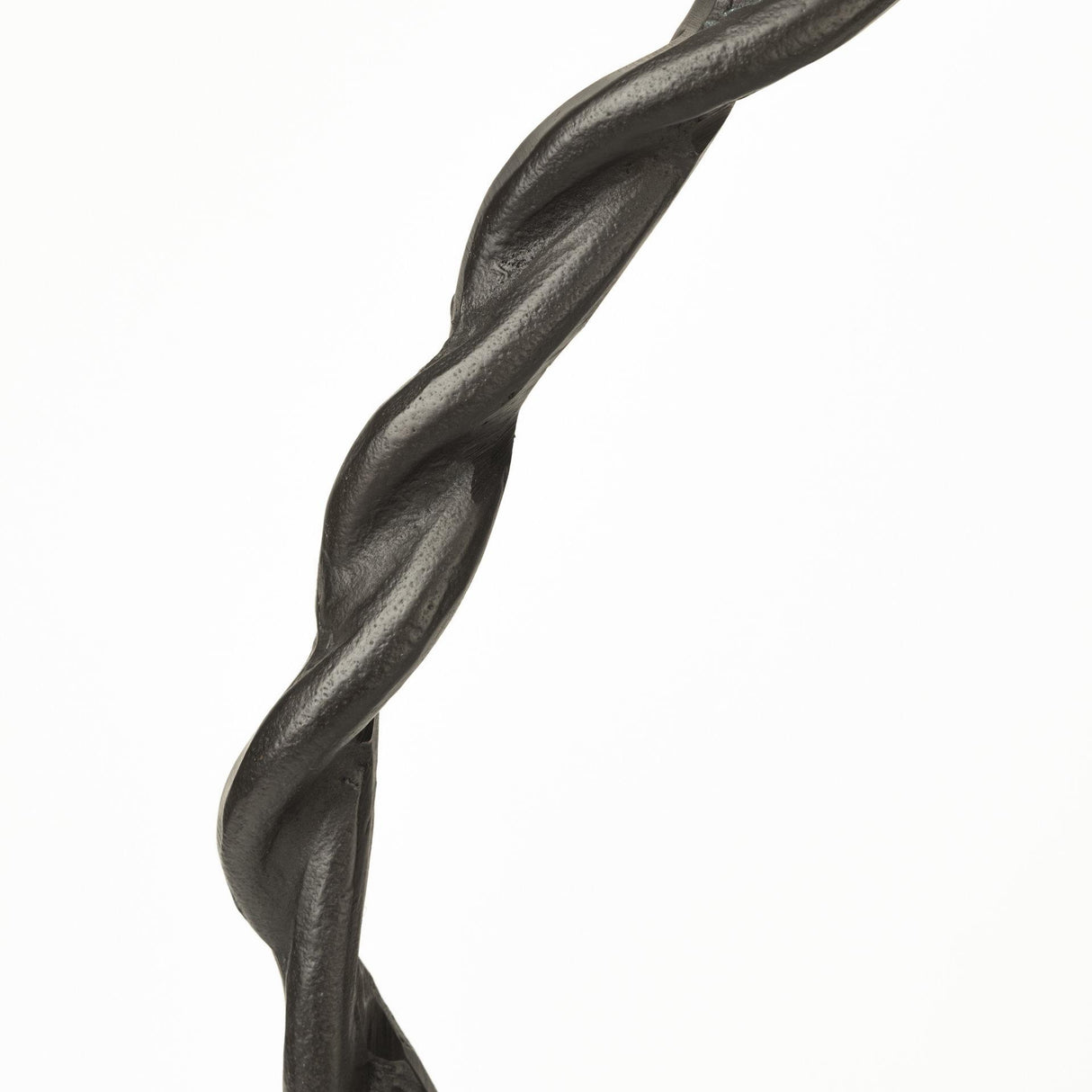 Mercana Rizwan (Large) Black Aluminum Braided Circular Object
