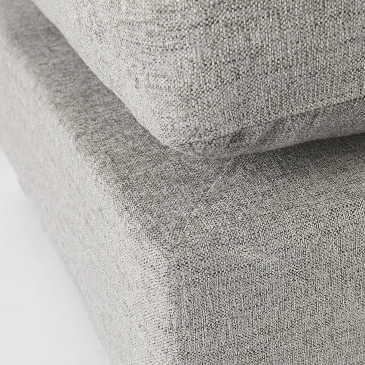 Mercana Valence 38.6L x 26.0W x 17.7H Medium Gray 2/3 Ottoman Sectional Piece