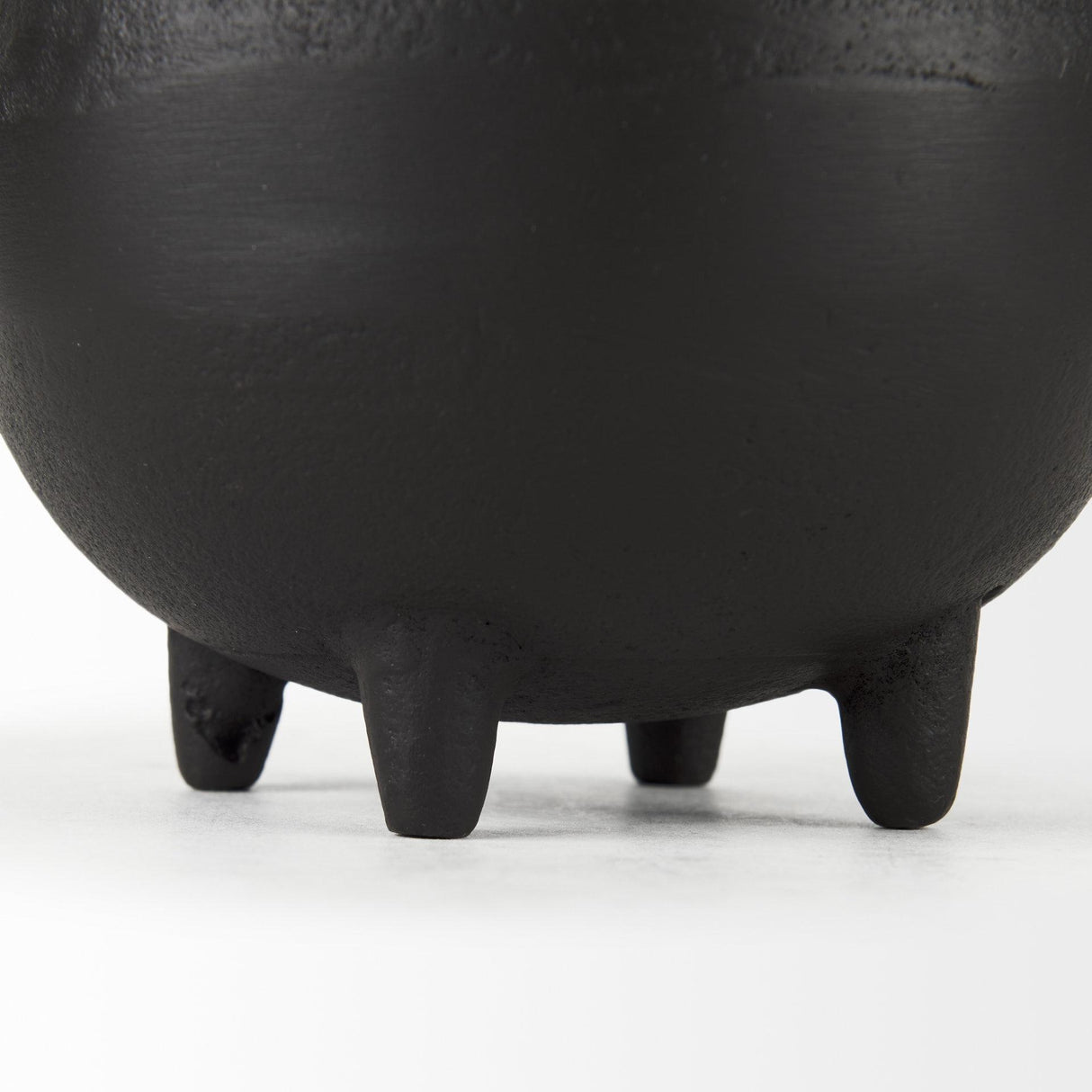 Mercana Cyrus Black Two handled Vase Decorative Object