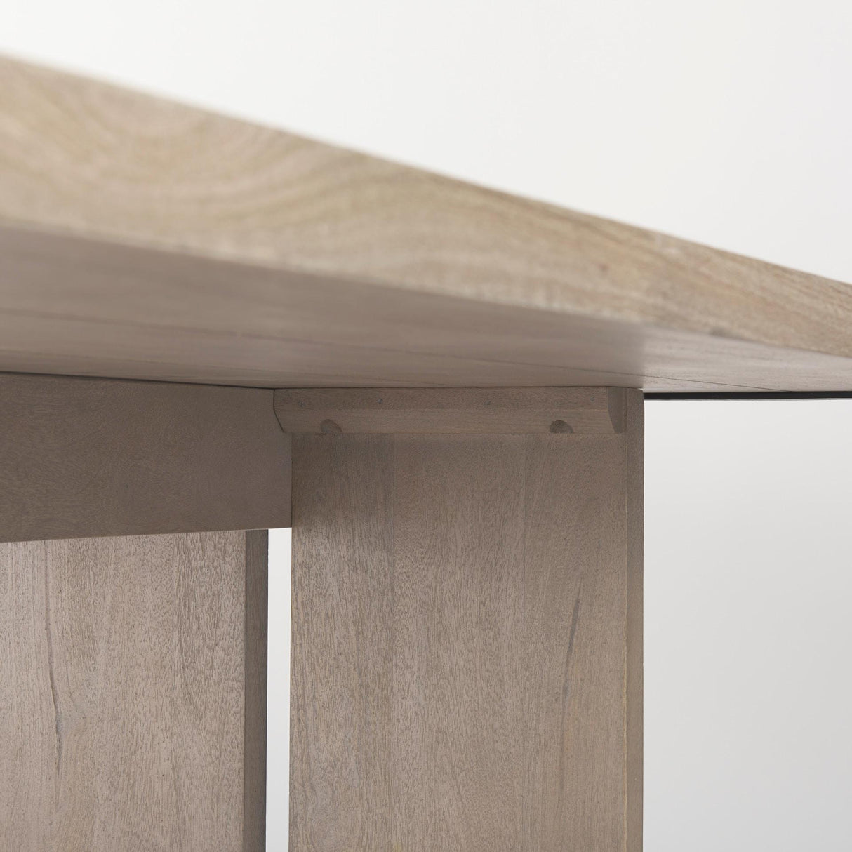 Mercana Aida 84L Light Gray Wood Dining Table