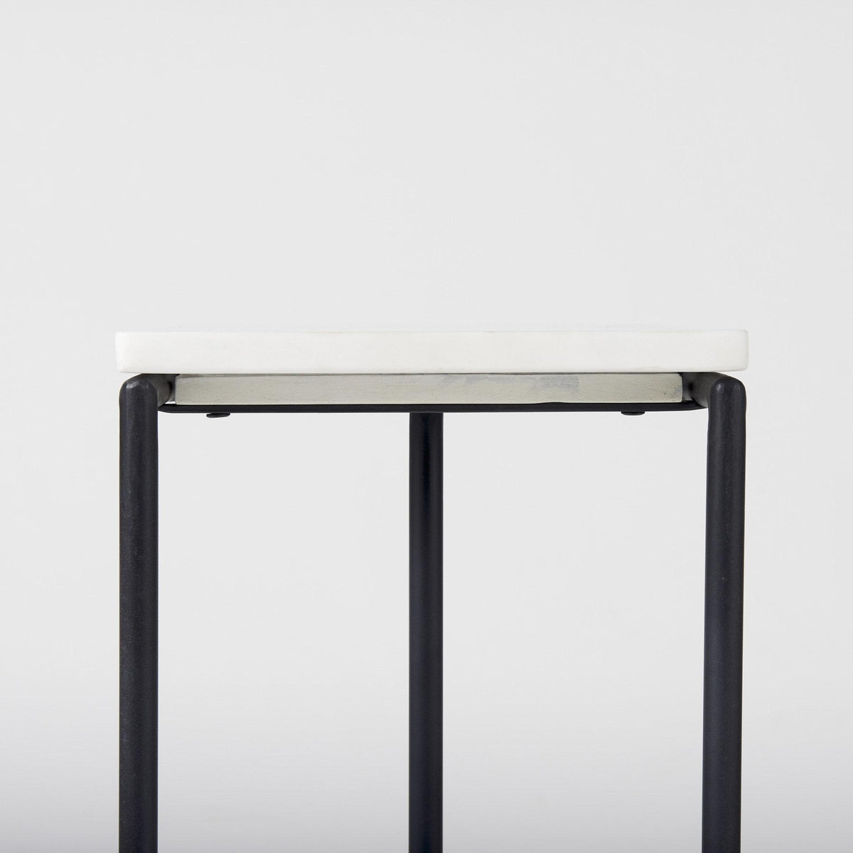 Mercana Kyra 12.0L x 20.0W x 23.0H White Marble Top W/Black Iron Frame C-Shaped End and Side Table