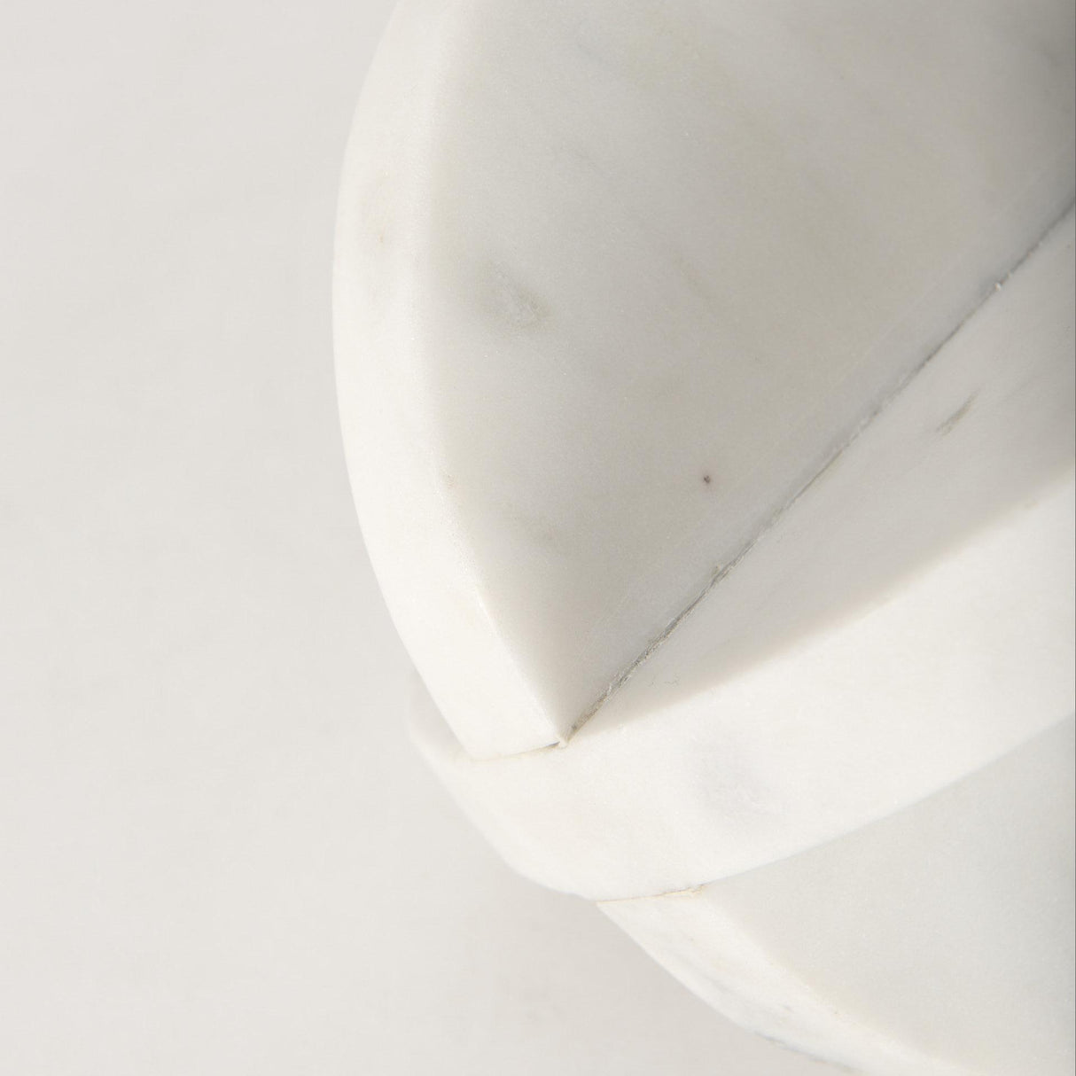 Mercana Sophia 6.0"L x 6.0"W x 6.0"H Small Marble Ornament