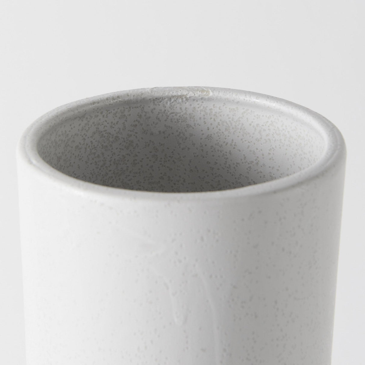 Mercana Laforge 17.3H White Ceramic Vase