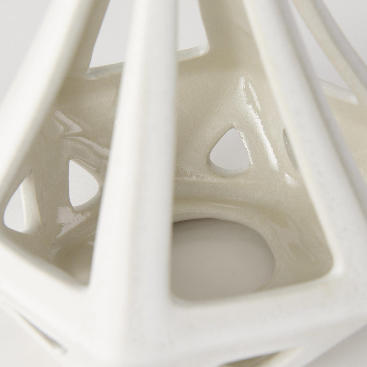 Mercana Hood 7.7L x 7.7W x 9.4H White Geometric Ceramic Object