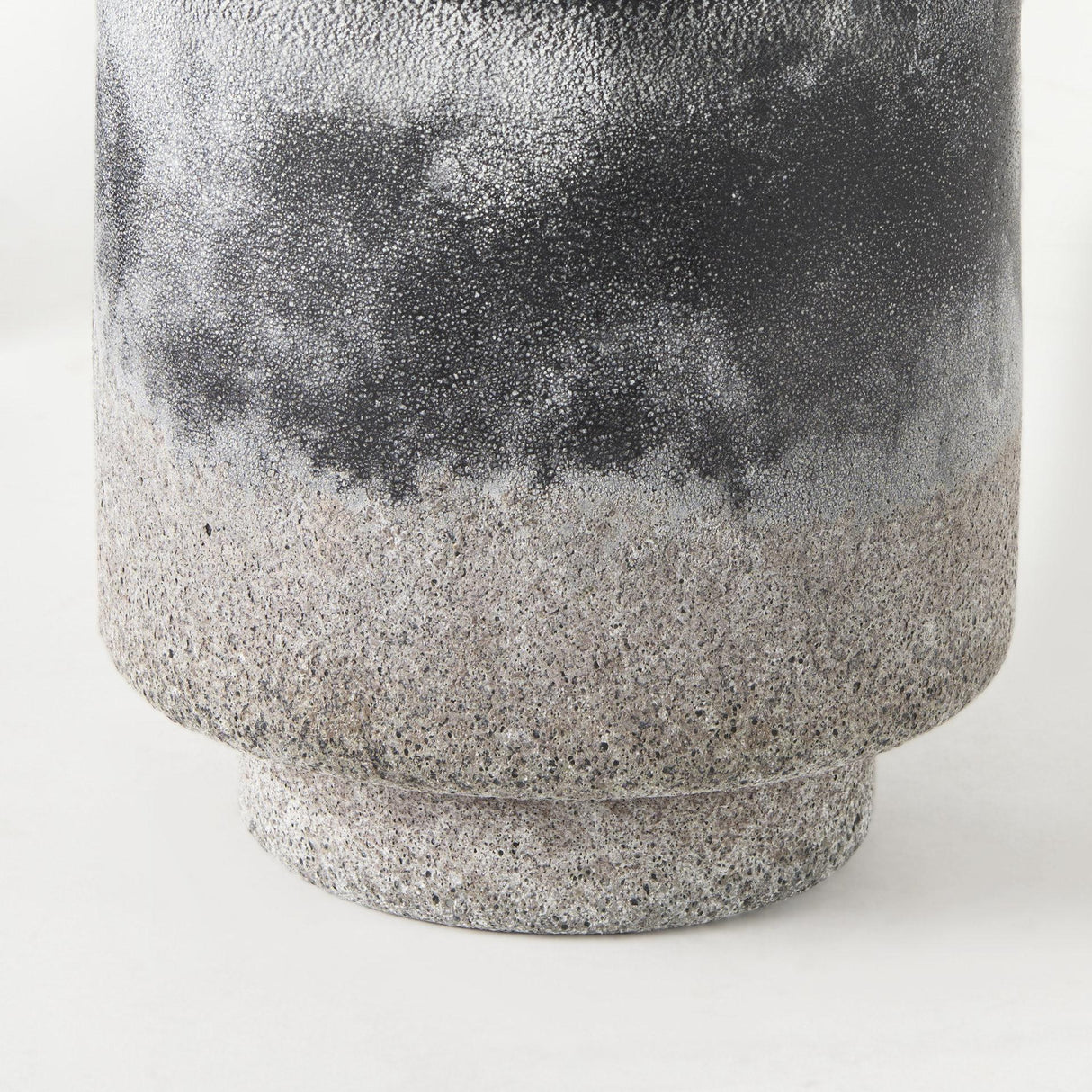 Mercana Squally 6.0L x 6.0W x 6.4H Black/Brown Glass Ombre Textured Small Vase