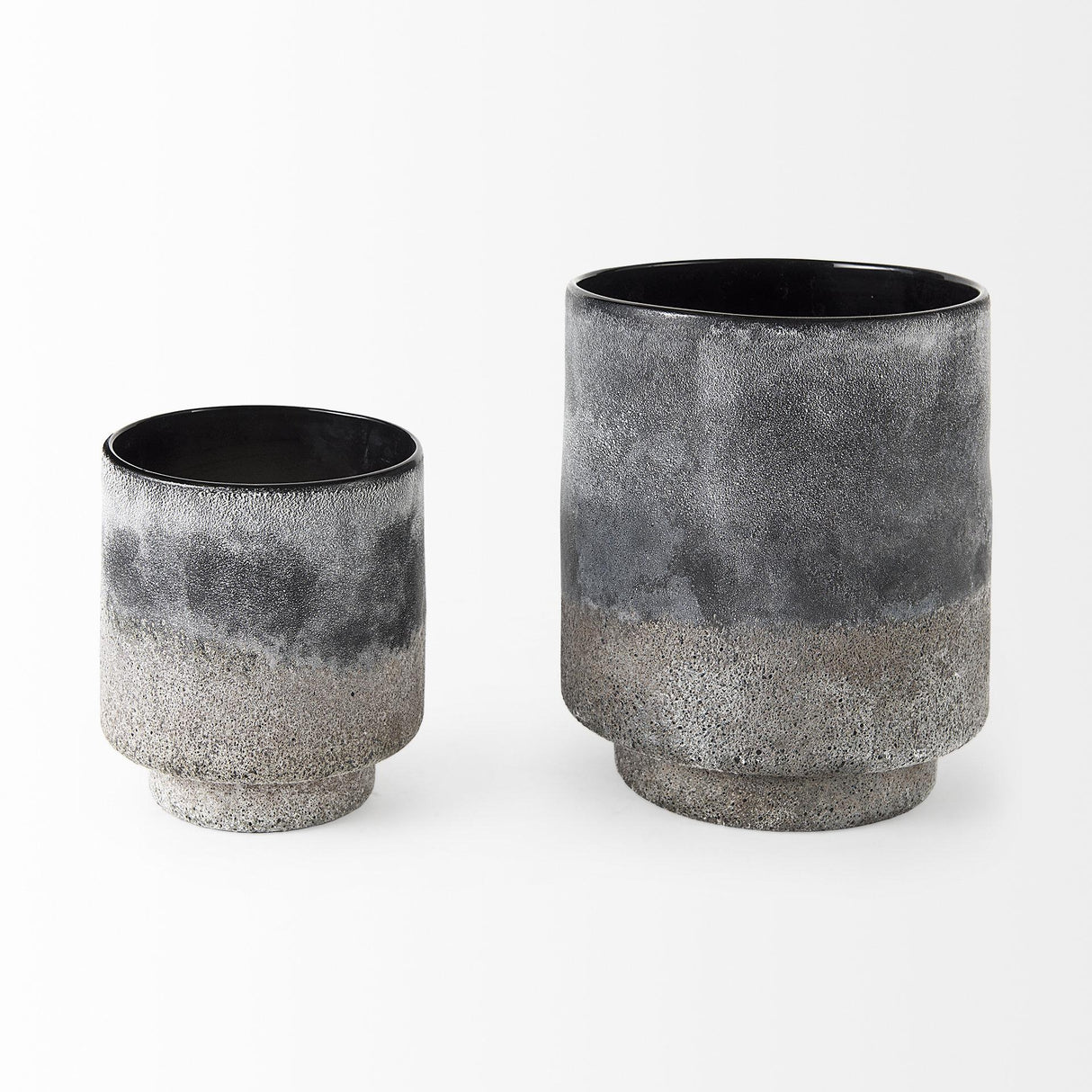 Mercana Squally 8.0L x 8.0W x 8.6H Black/Brown Glass Ombre Textured Vase