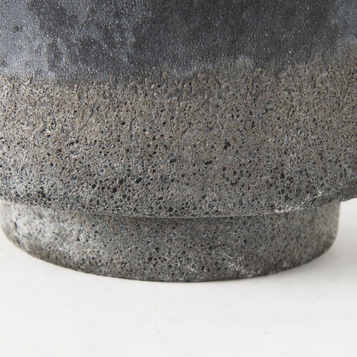 Mercana Squally 8.0L x 8.0W x 8.6H Black/Brown Glass Ombre Textured Vase