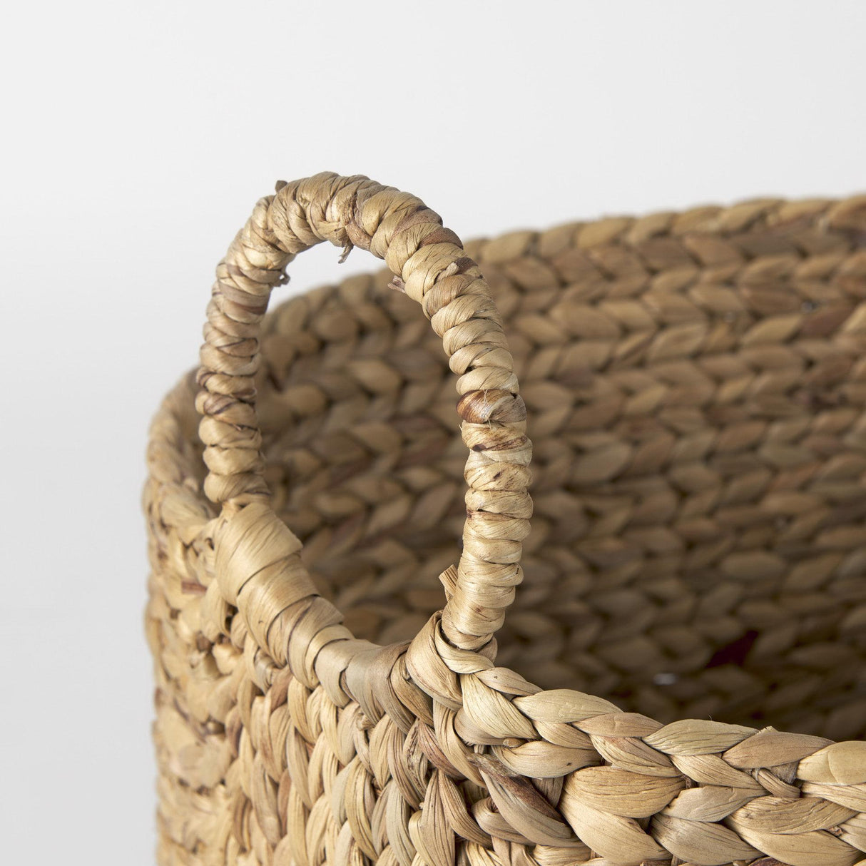 Mercana Sivan 19.7L x 19.7W x 23.6H (Set of 3) Light Brown Water Hyacinth Round Basket W/ Handles