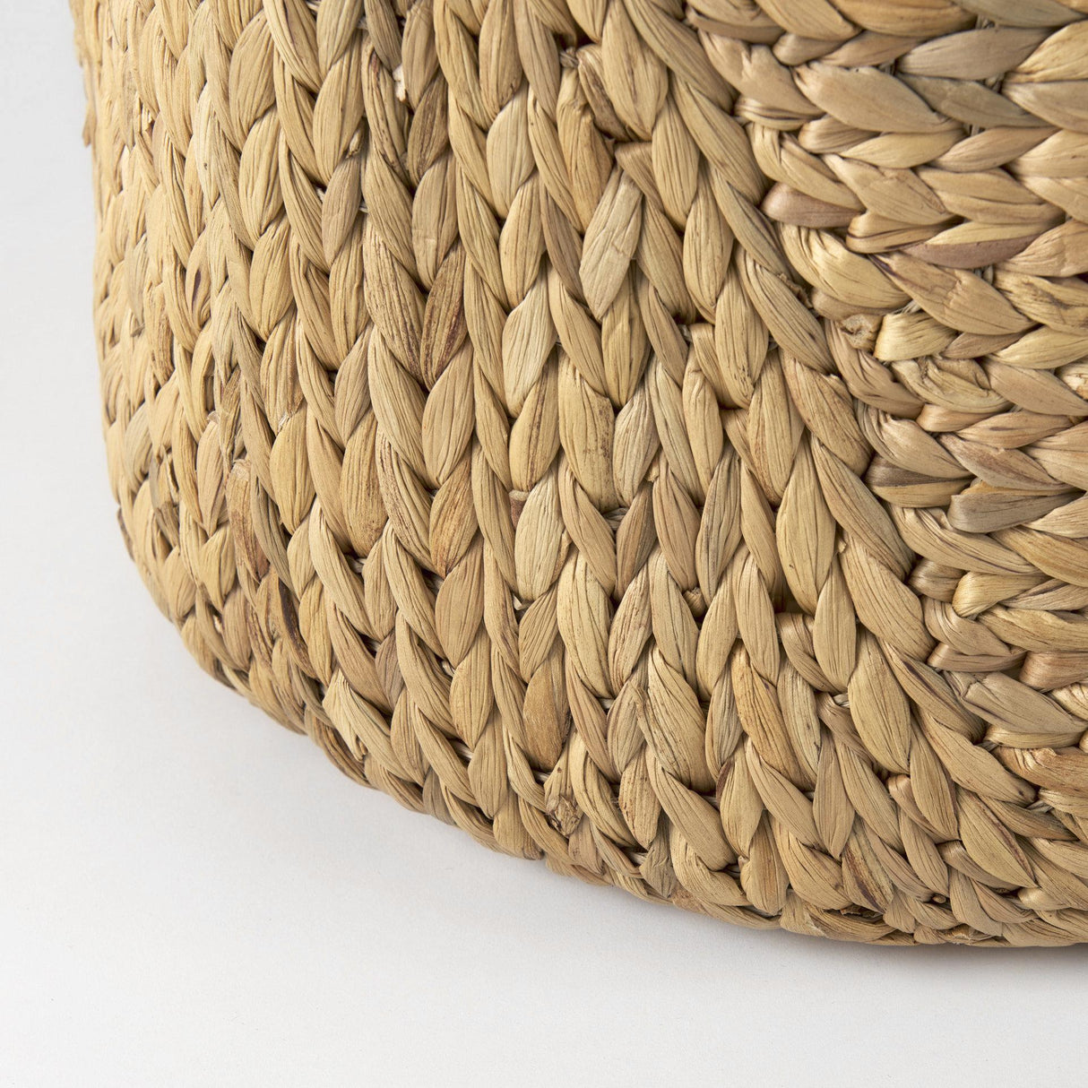 Mercana Sivan 19.7L x 19.7W x 23.6H (Set of 3) Light Brown Water Hyacinth Round Basket W/ Handles