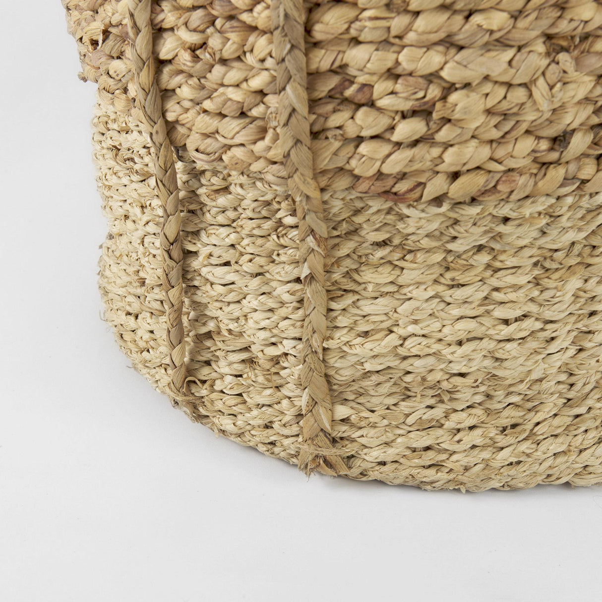 Mercana Morocco 15.7L x 15.7 (Set of 3) Brown Two Tone Water Hyacinth and Cornhusk Round Basket W/ Handles
