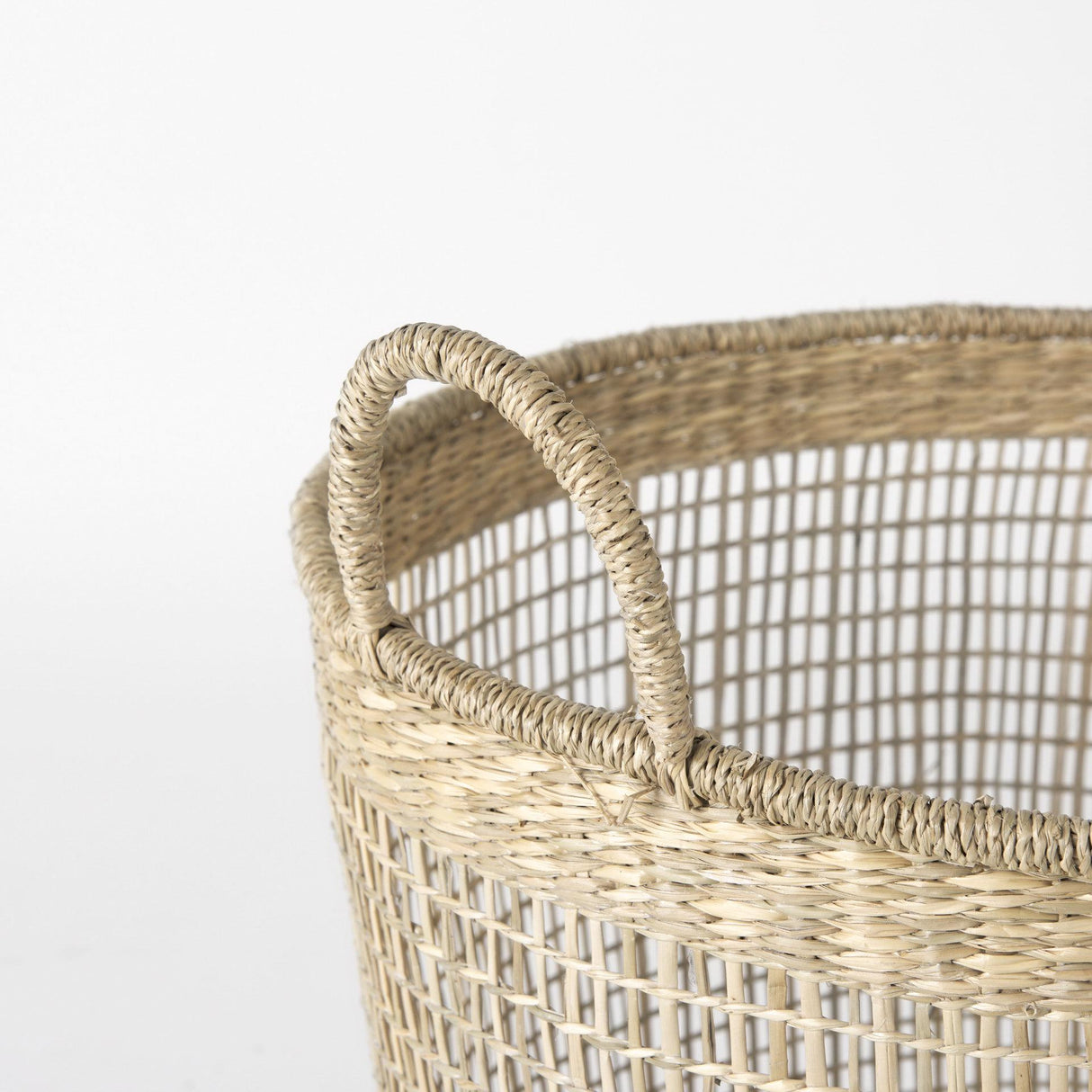 Mercana Bowie 19.7L x 19.7W x 19.7H (Set of 3) Medium Brown Seagrass Round Basket W/ Handles
