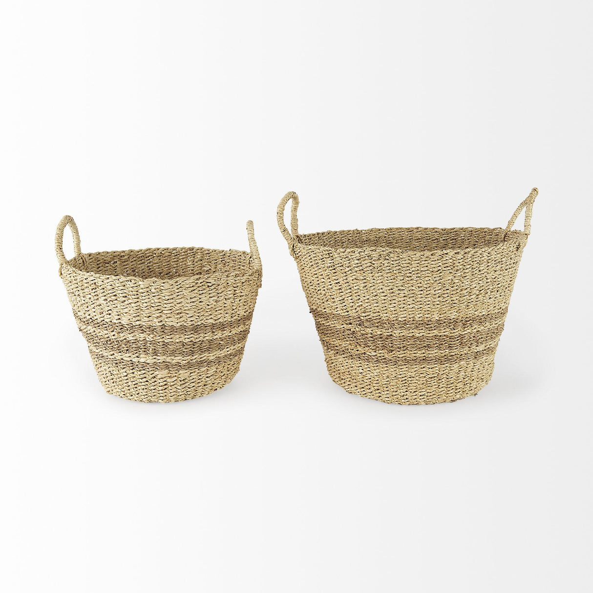 Mercana Vance 17.7L x 17.7W x 11.8H Light Brown Palm Leaf and Seagrass Round Basket W/ Handles