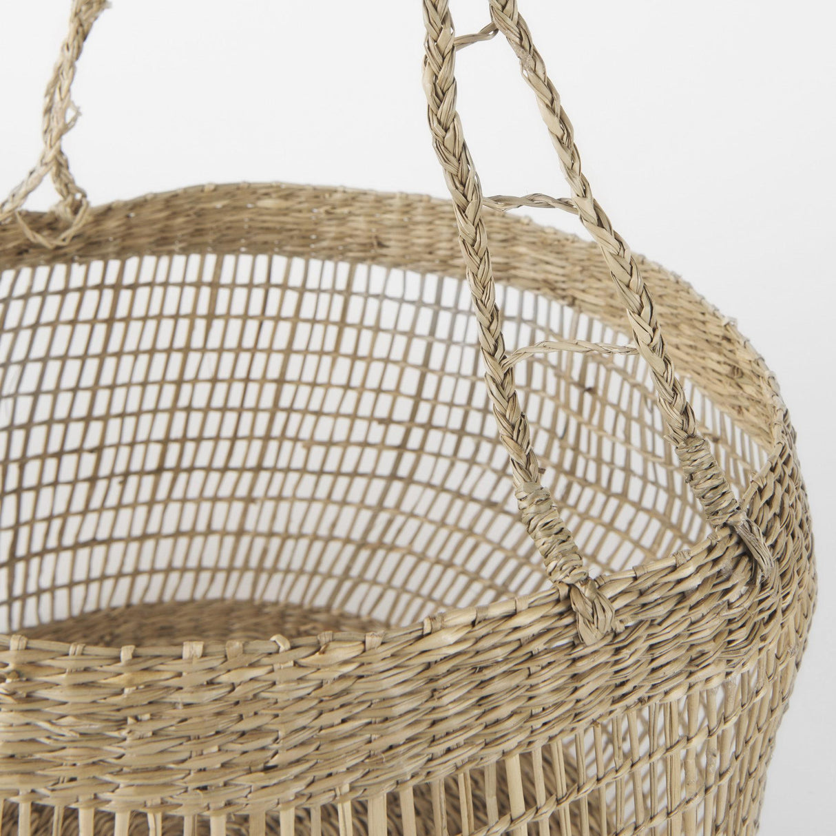 Mercana Nova 15.0L x 15.0W x 9.4H (Set of 2) Light Brown Seagrass Woven Round Basket W/ Long Handle