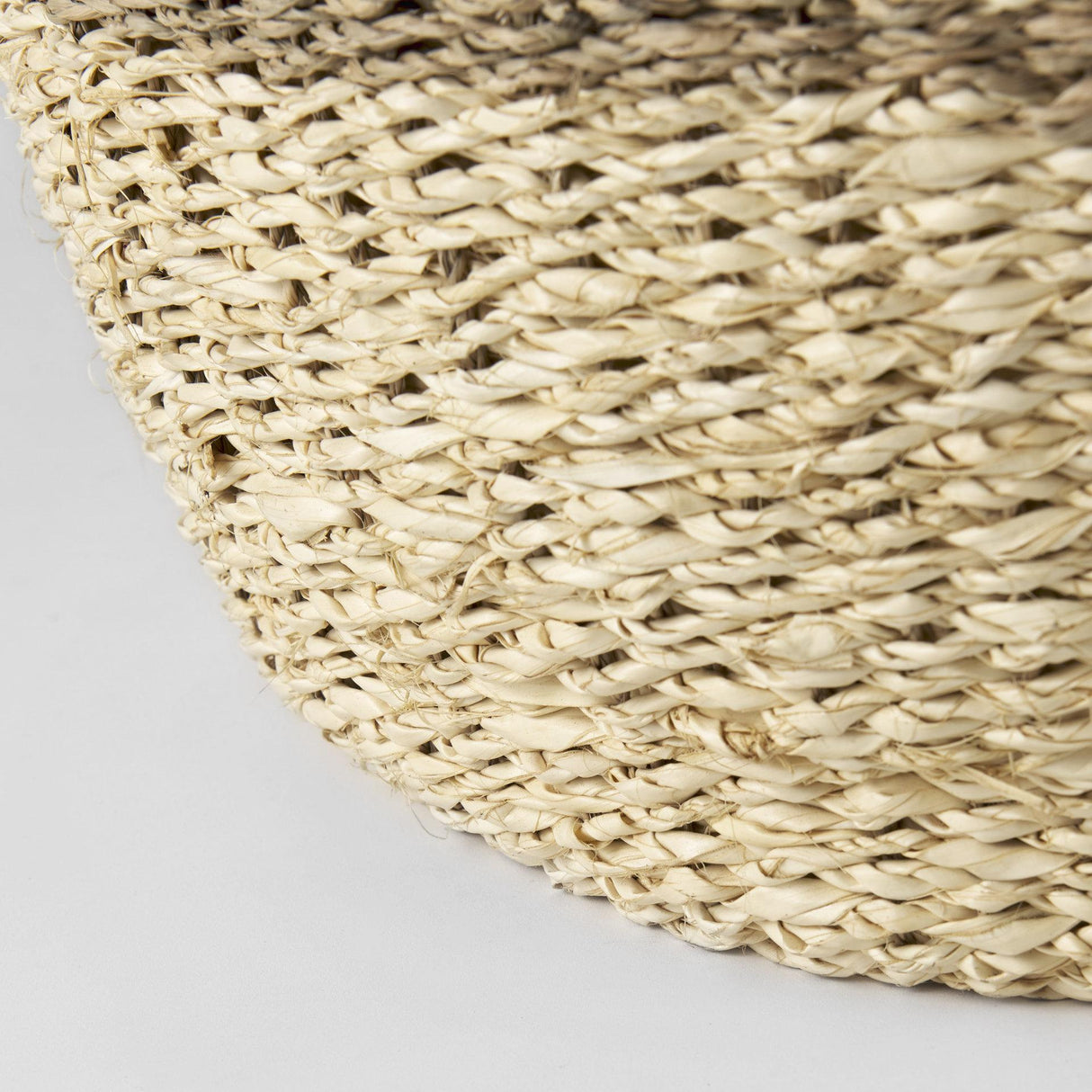 Mercana Sivannah 19.7L x 19.7W x 23.6H (Set of 3) Light Brown and Medium Brown Striped Seagrass Round Basket