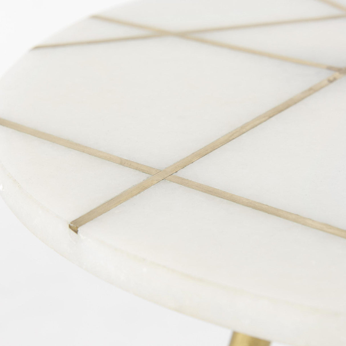 Mercana Vivienne 16.0L x 16.0W x 19.0H White Marble W/Antique Gold Metal Round Small Side Table