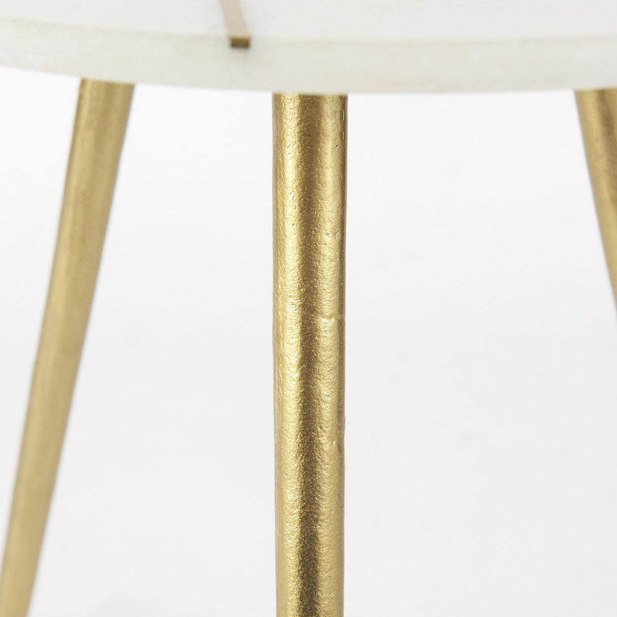 Mercana Vivienne 18.0L x 18.0W x 23.0H White Marble W/Antique Gold Metal Round Large Accent Table