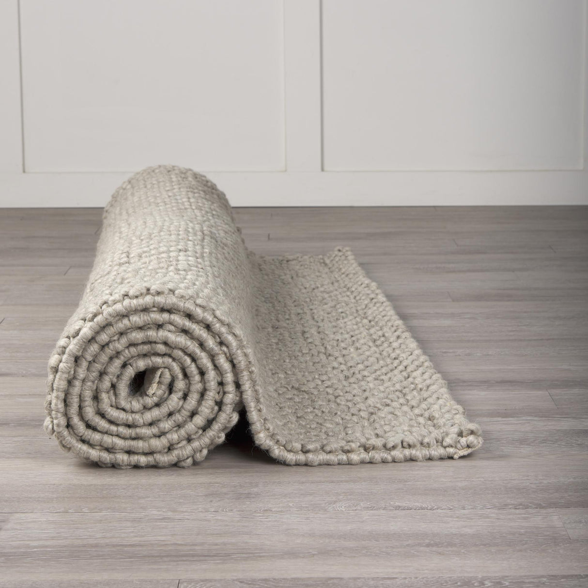 Mercana Gia 8 x 10 Rug