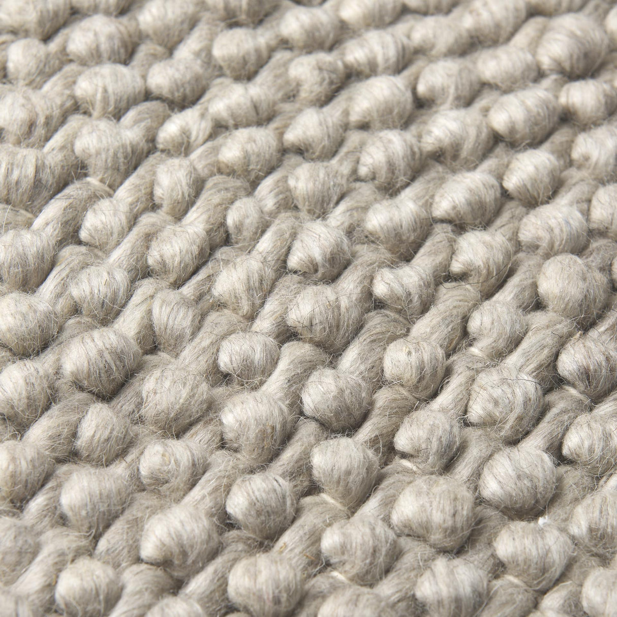 Mercana Gia 8 x 10 Rug