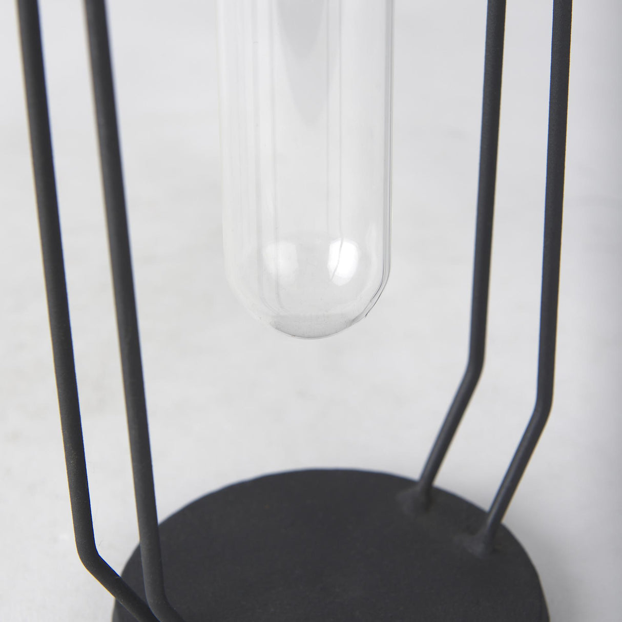 Mercana Aria 4.5L x 3.9W x 11.0H Metal and Glass Holder Object
