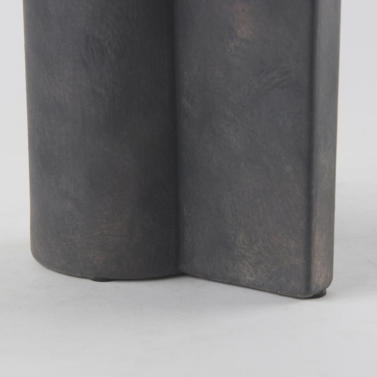 Mercana Sariah 9.1L x 8.3W x 10.8H Black Ceramic Vase