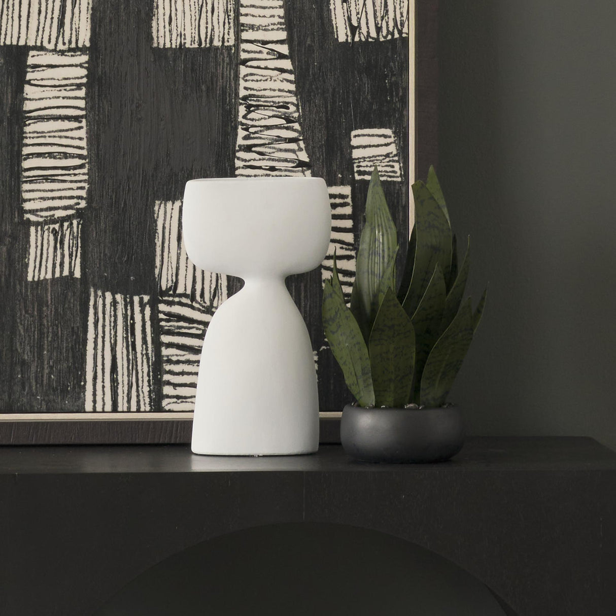 Mercana Rylee 11.6H White Ceramic Vase