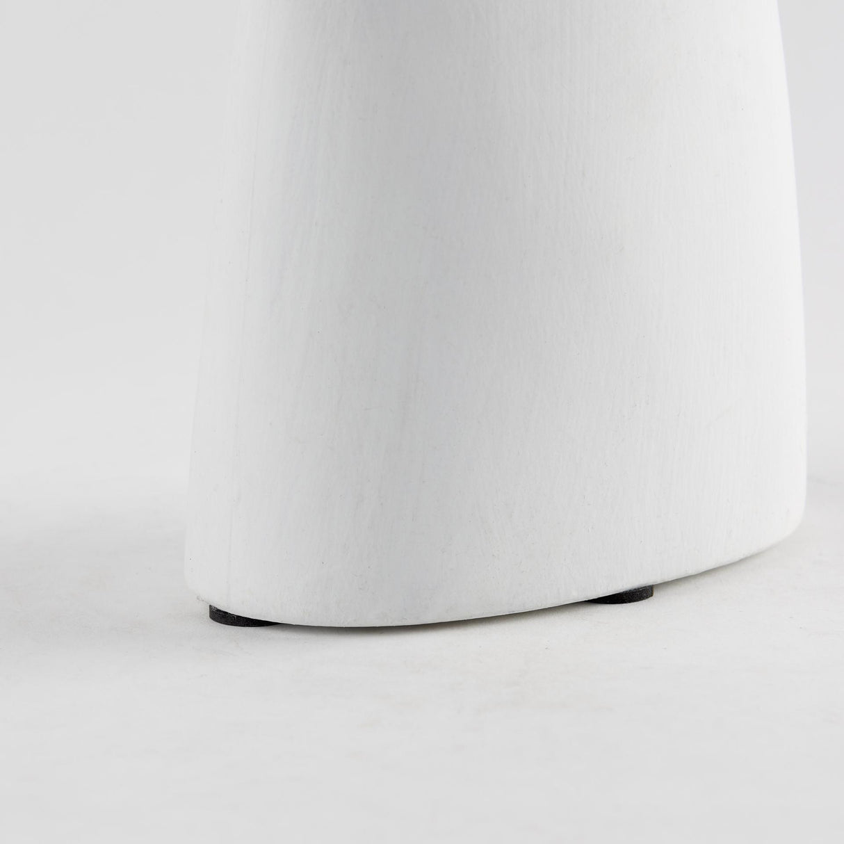 Mercana Rylee 11.6H White Ceramic Vase
