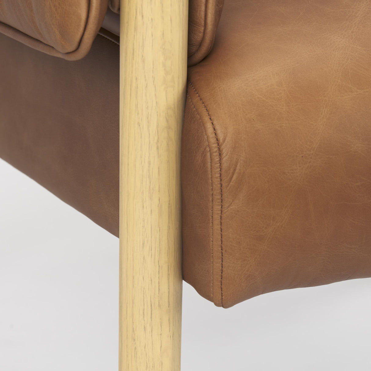Mercana Ashton Brown Leather w/ Light Wood Accent Chair