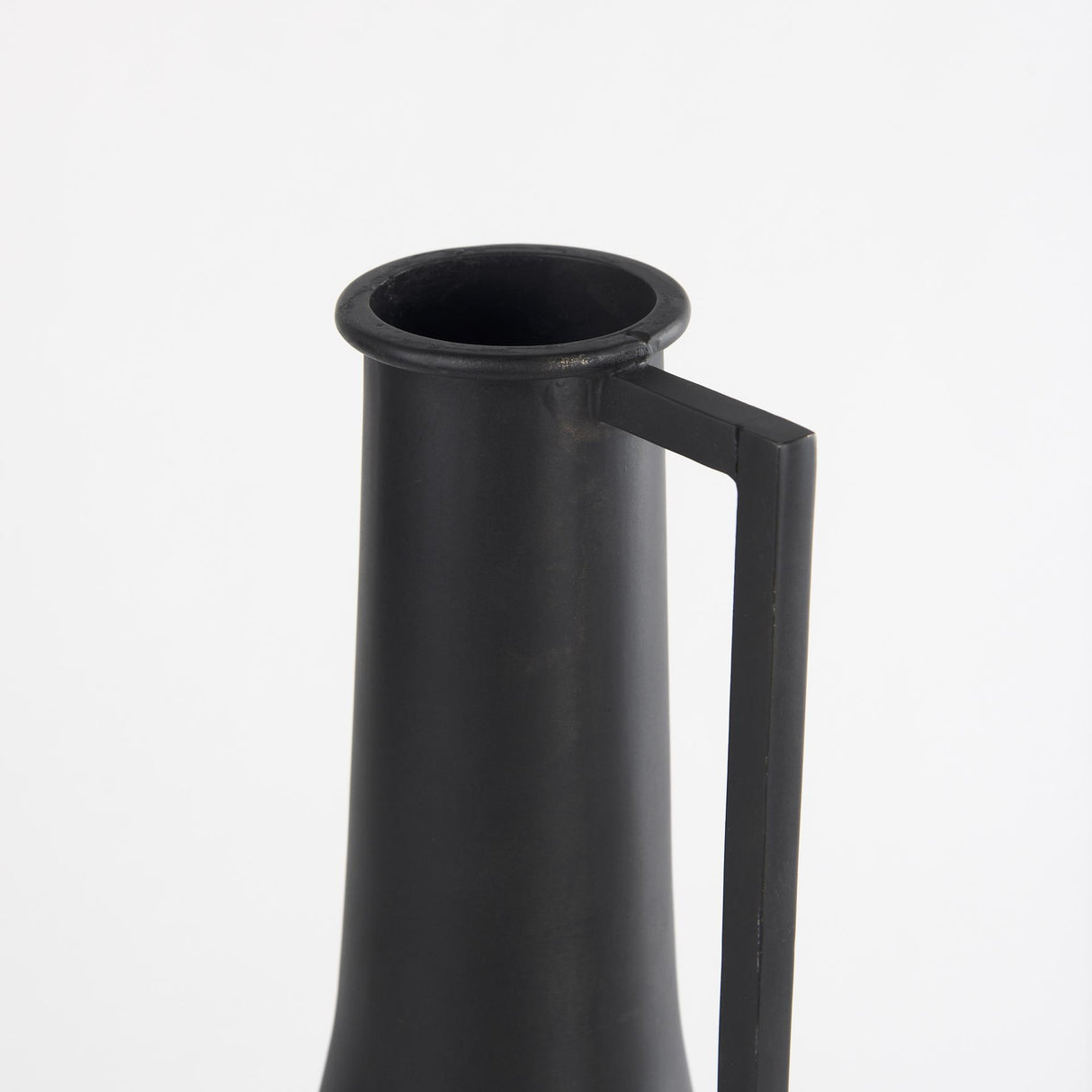 Mercana Aubrey Medium 18.0H Black Iron Flower Jug Vase