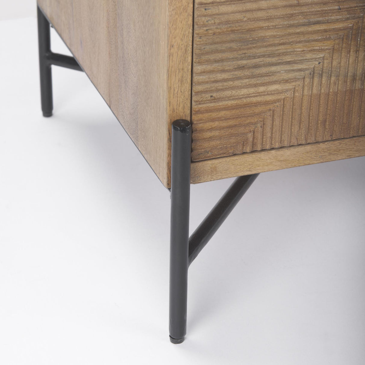 Mercana Cairo 22.0L x 22.0W x 26.0H Wood 2 Drawer Accent table