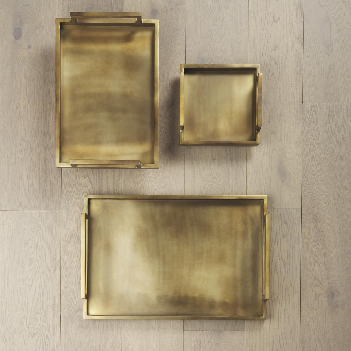 Mercana Shay Aluminium Tray - Large