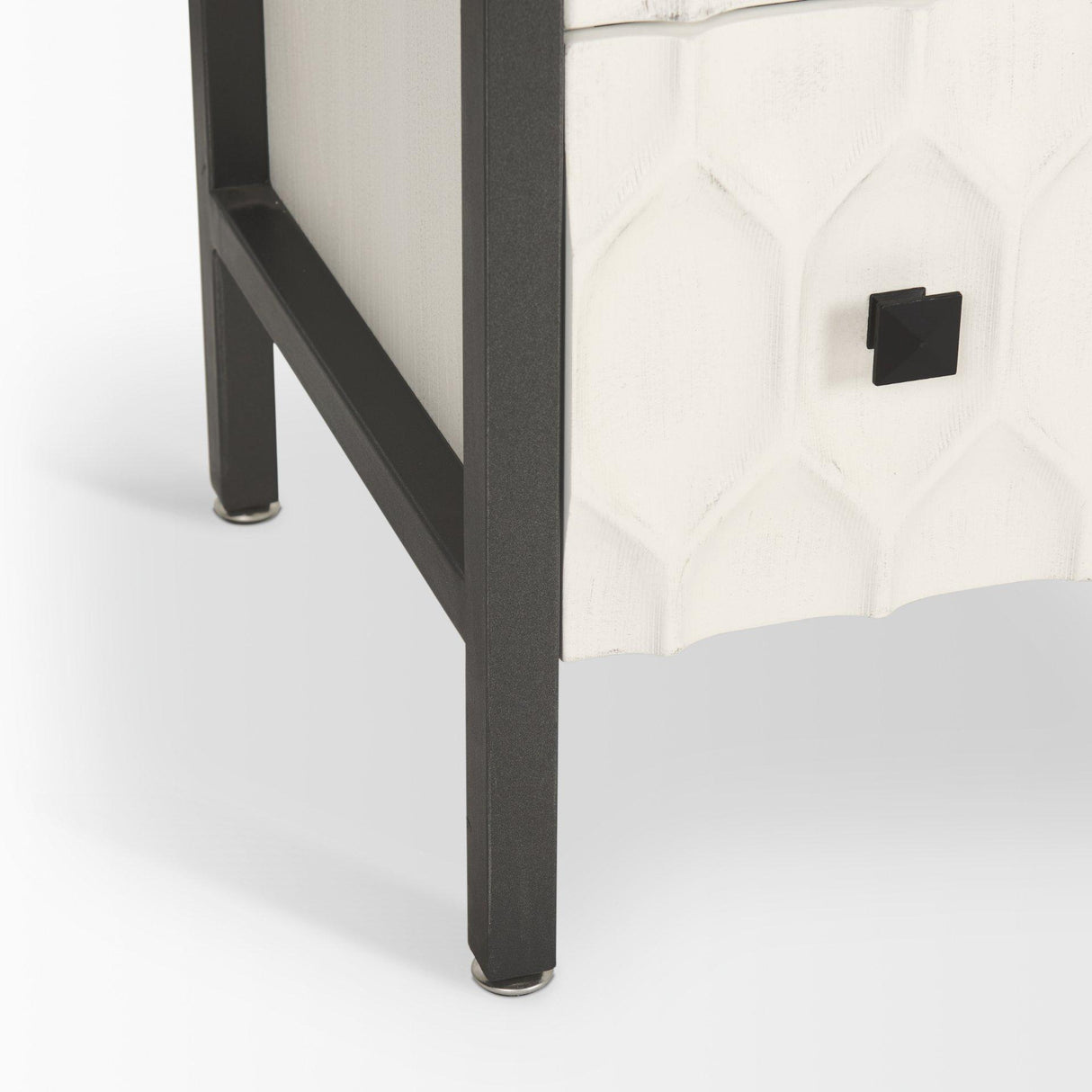 Mercana Savannah White Fir Veneer w/ Gray Metal 6-Drawer Sideboard