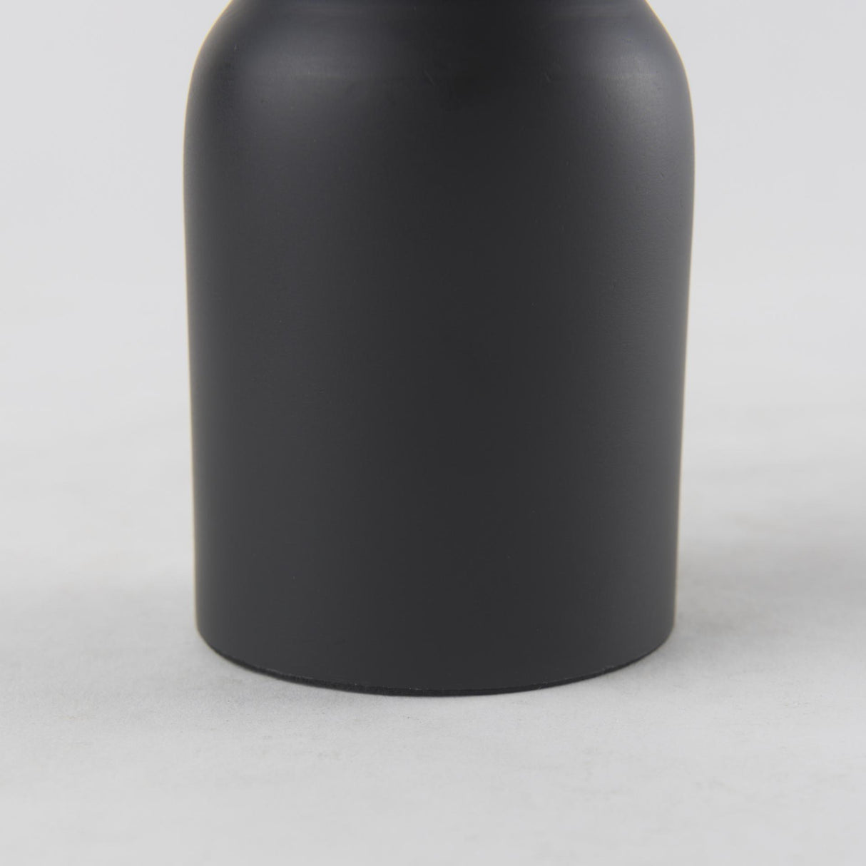 Mercana Malta Small Black Metal Candle Holder